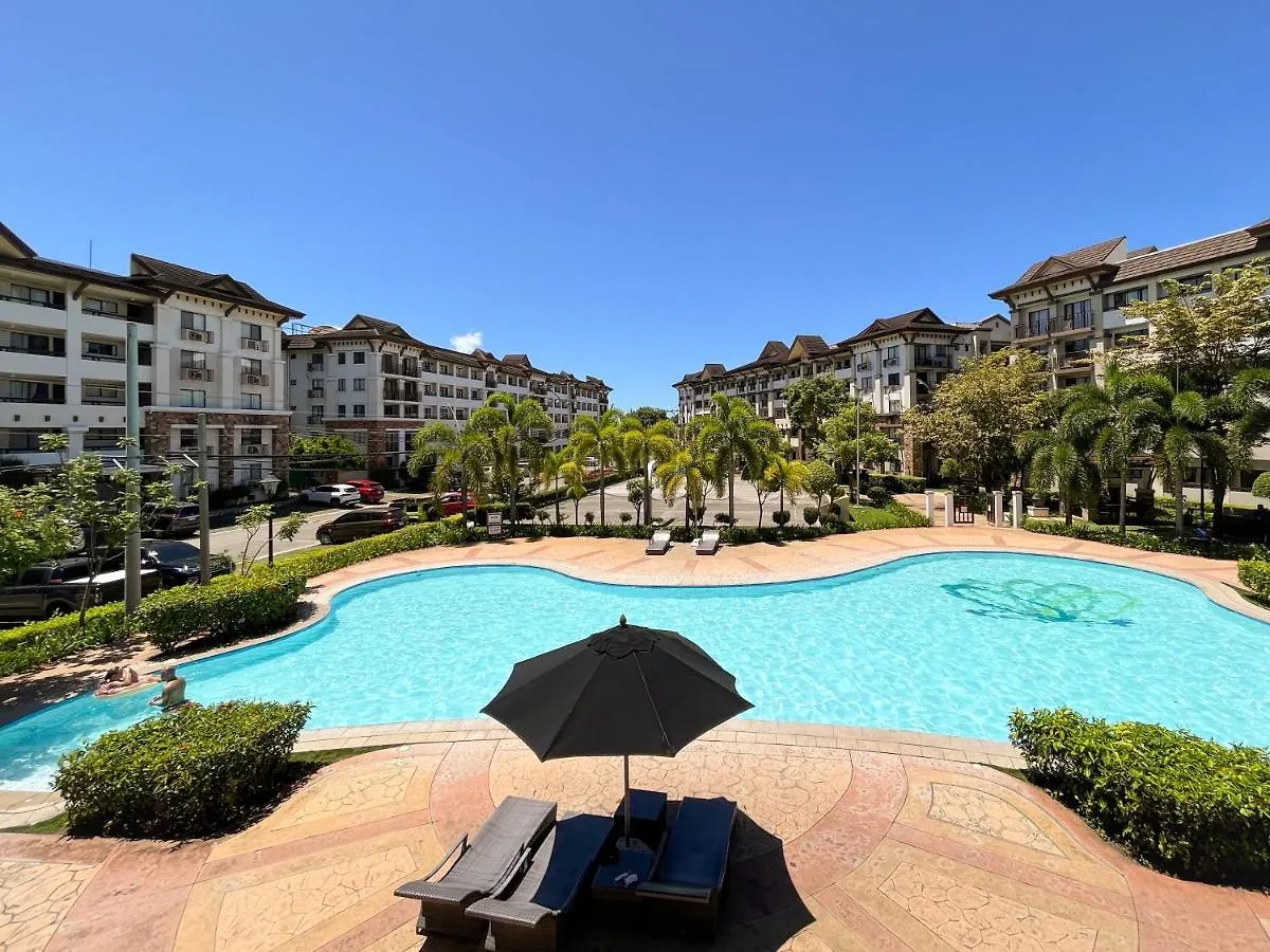 Modern 2Br Condo Near Sm With Free Parking Pool Wifi And Netflix Davao City 0*,